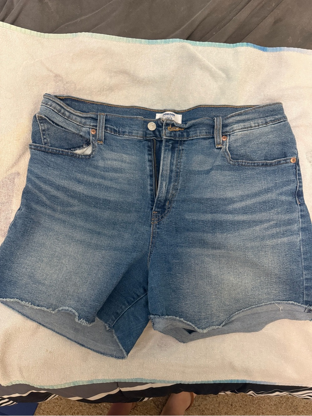 Denizen from Levi's Women's Blue Denim Jean Shorts